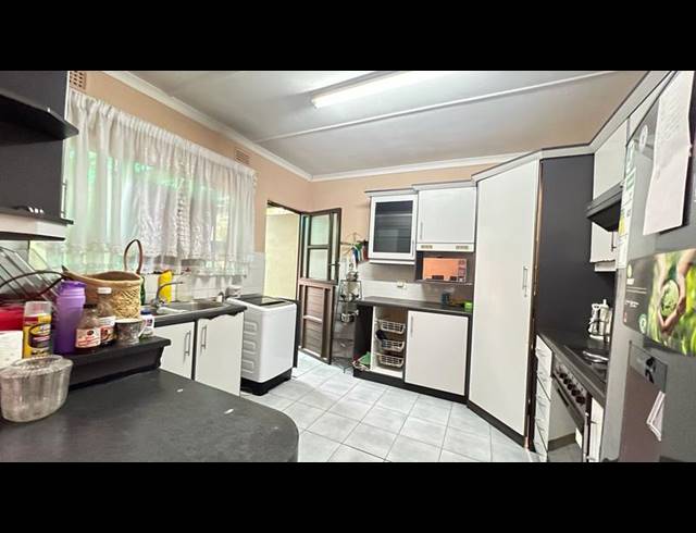 3 BEDROOM PROPERTY TO RENT IN CAVERSHAM GLEN